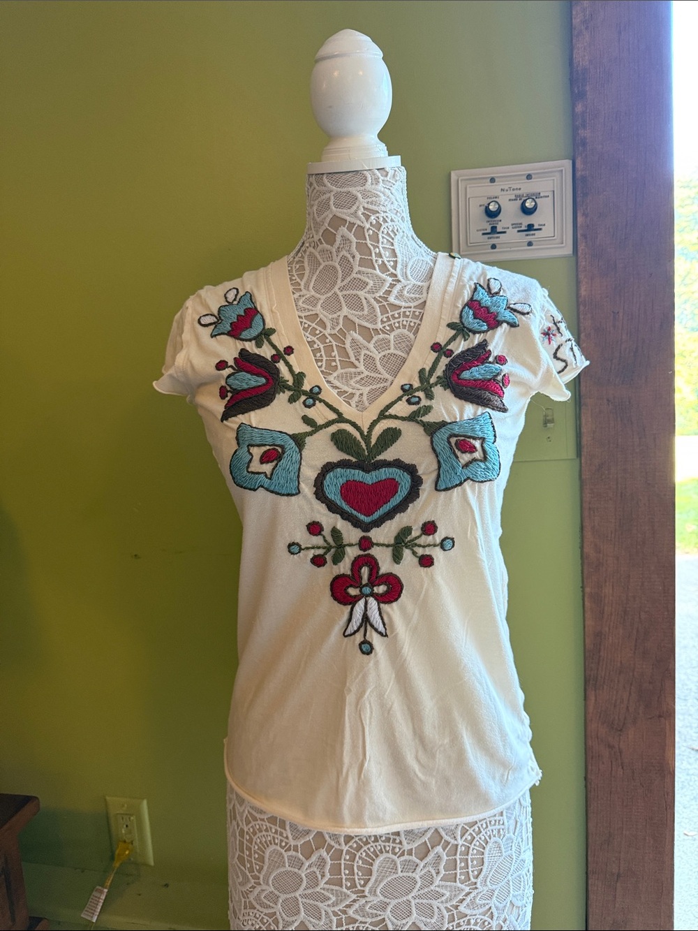 Johnny Was Cream Short-Sleeve V-Neck Top with Red & Teal Embroidery